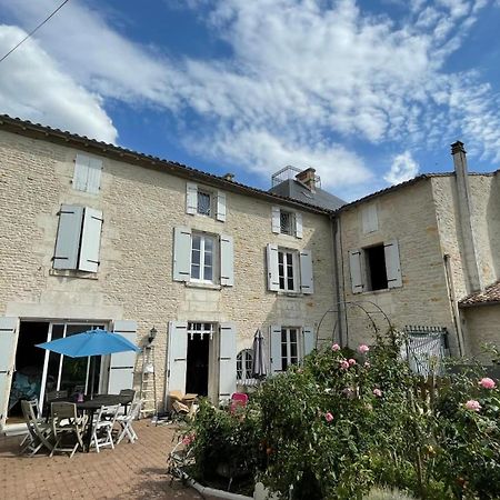 Chambre Chez L'Habitant, Au Moulin Du Bonheur Le Bourdet Екстериор снимка