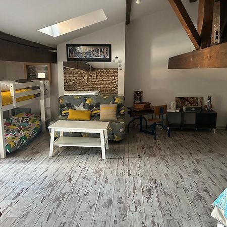 Chambre Chez L'Habitant, Au Moulin Du Bonheur Le Bourdet Екстериор снимка